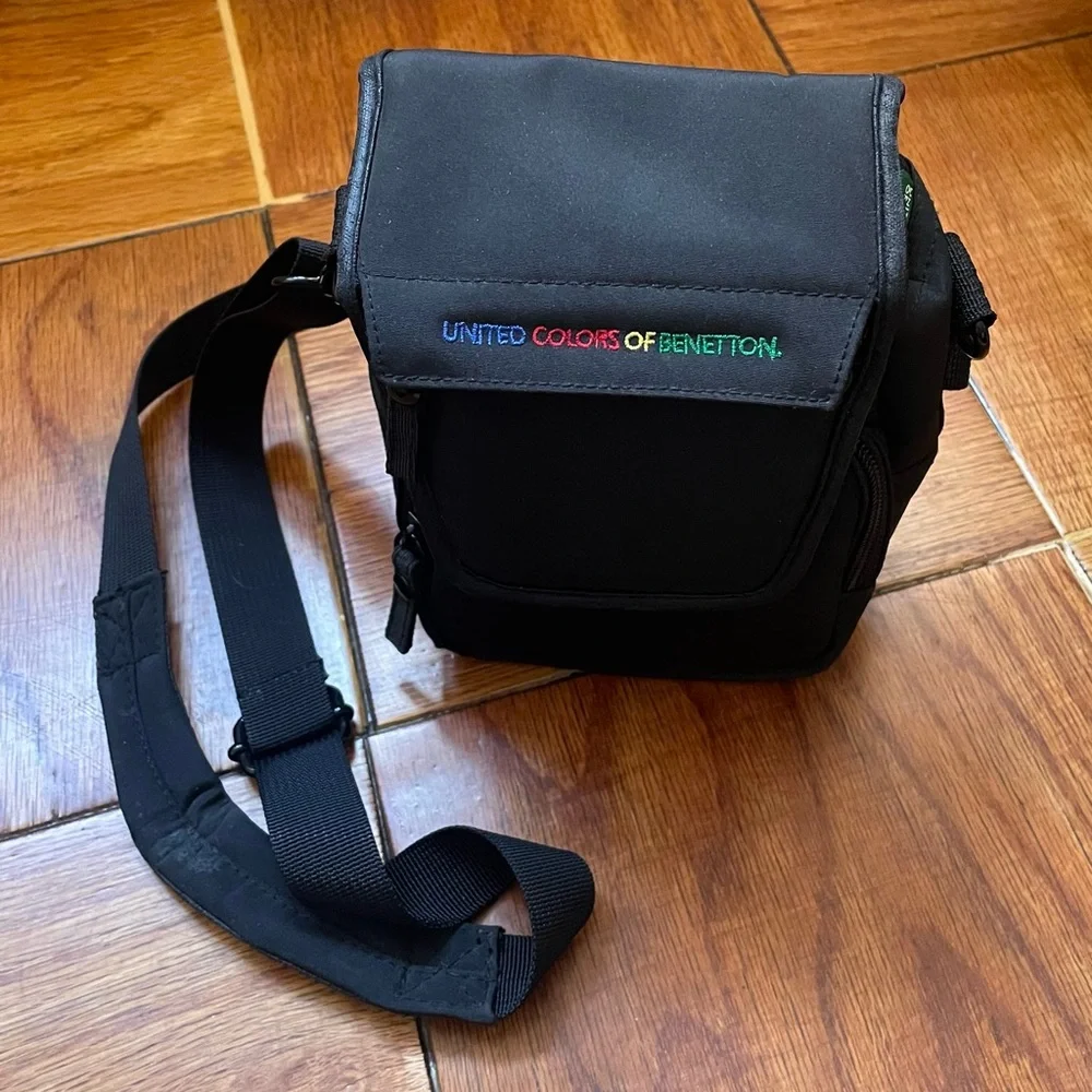 Vintage United Colors of Benetton Black Camera Small Bag